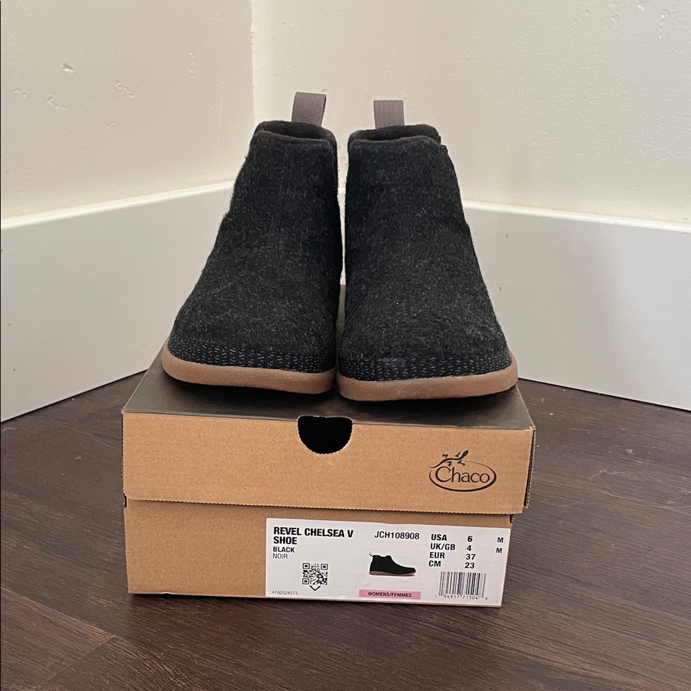 Chaco Dark Black Chelsea Boots